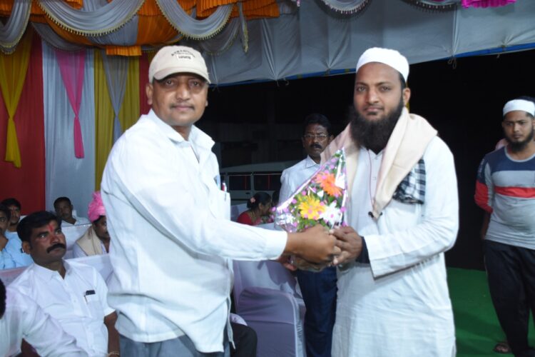 मदनी चॅरिटेबल ट्रस्ट जत तालुक्याचे अध्यक्ष फैयाज शेख यांना वाढदिवसाच्या हार्दिक शुभेच्छा !