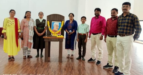 विद्या प्रतिष्ठान इंदापूर इंग्लिश मीडियम स्कूल मध्ये बाल दिन उत्साहात साजरा.