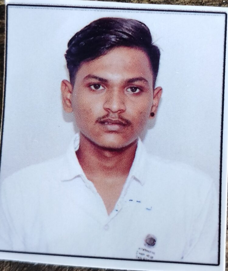 चि, अश्विन राजेंद्र ईशी …दहावीच्या परीक्षेत ७८ :८०टक्के मार्क मिळाल्या बद्दल हार्दिक अभिनंदन…