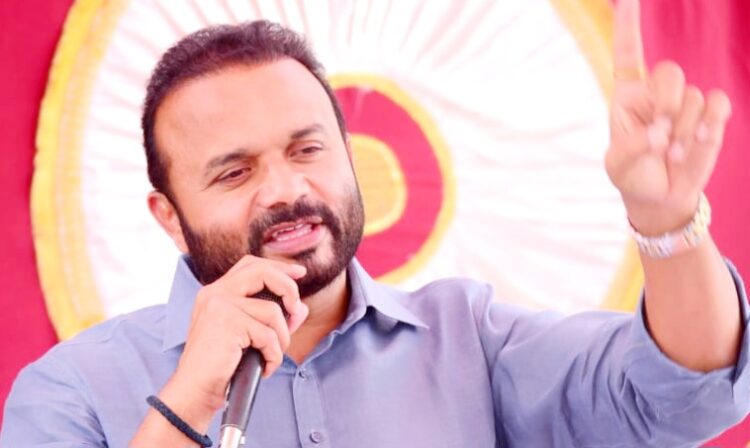 पडळच्या विकासासाठी निधी कमी पडू देणार नाहीःआ.जयकुमार गोरे
