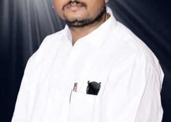 विकास सोसायटी सचिवांच्या चुकीमुळे अनेक शेतकरी कर्जमाफीपासून वंचित राहण्याची भीती; चौकशीची मागणी.,दोषी सचिवांवर कारवाई करून वंचित शेतकऱ्यांना न्याय द्या – मनसेचे जिल्हा उपाध्यक्ष प्रकाश गायकवाड
