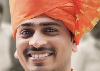 डाळिंबाला विक्रमी दर; आटपाडी बाजार समितीत भगवा डाळिंबाला १३२ रुपये प्रतिकिलोचा भाव तर 300 टन आवक