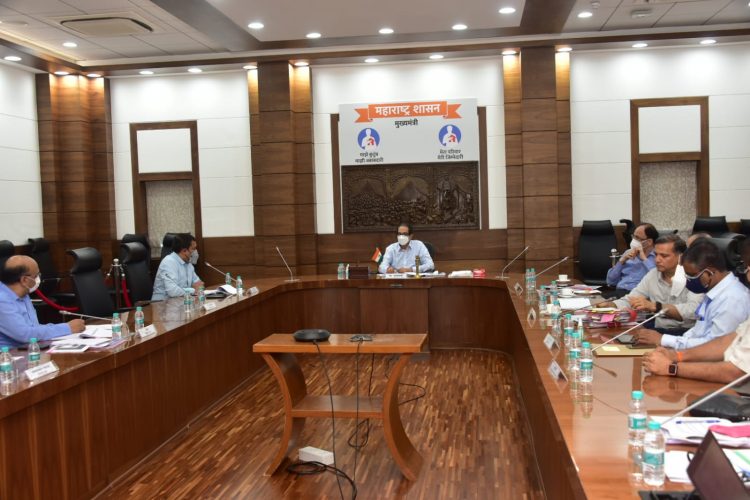 राज्यातील ५६ हजार कलाकारांना प्रत्येकी ५ हजार रुपयांची आर्थिक मदत – मुख्यमंत्री उद्धव ठाकरेराज्यातील शेकडो लोककलावंतांना मुख्यमंत्र्यांचा मोठा दिलासा