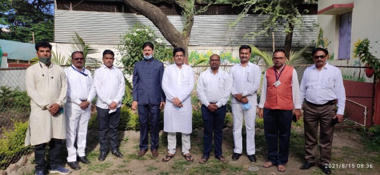 केदारनाथ चव्हाण यांचा सन्मान