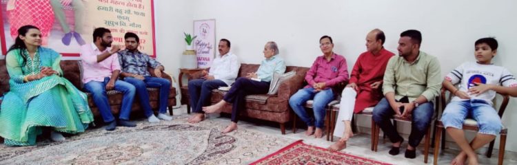 शिरुर हवेलीचे कार्यसम्राट आमदार अँड अशोकबापु पवार यांनी भेट घेऊन शुभेच्छा दिल्या !!