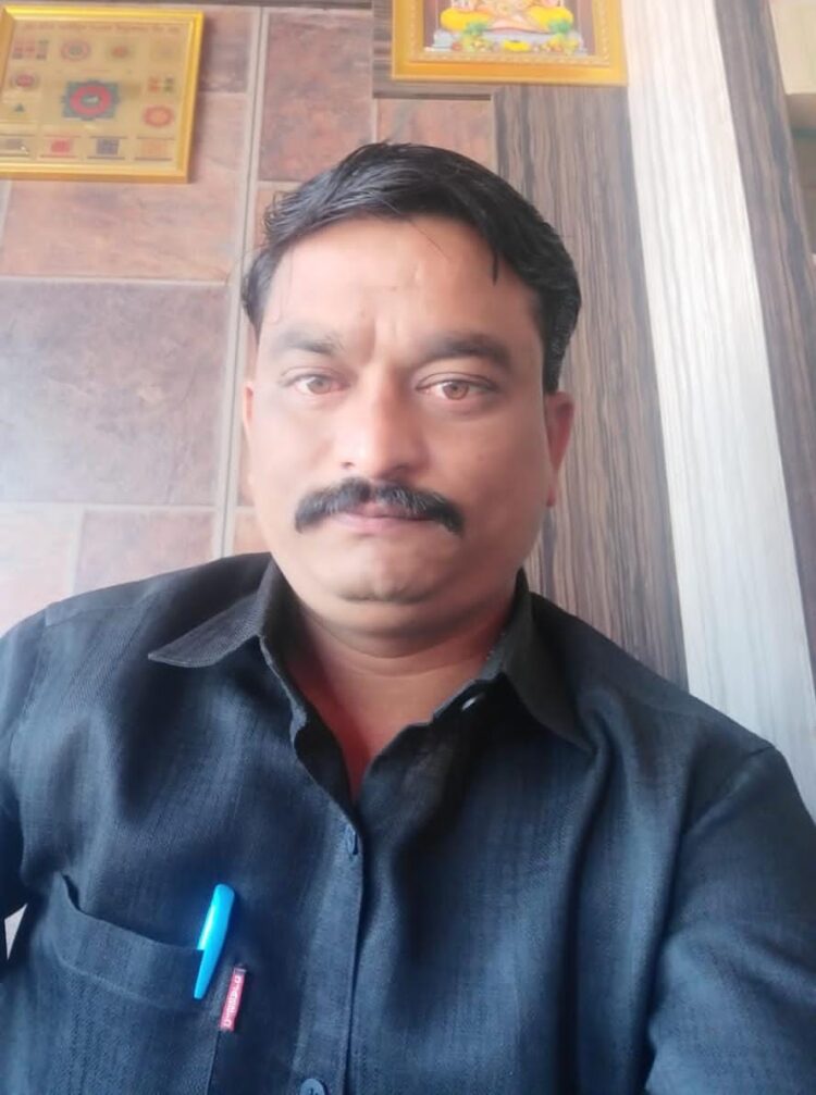 दोंडाईचा नाभिक समाज युवक मंडळाच्या अध्यक्षपदी समाधान ठाकरे उपाध्यक्ष पदी जगदीश बोरसे तर सचिन पदी गणेश पवार