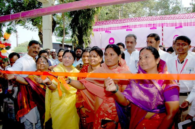 पंढरपूर येथे बचत गटामार्फत निर्मित वस्तुंचे विक्री व प्रदर्शन