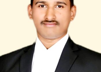 अॅड . दत्ताञय फडतरे यांची आॅल इंडीया बार  परिक्षेत बाजी