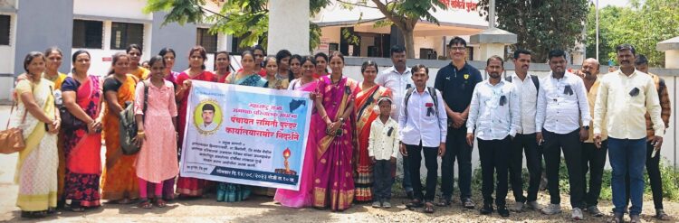 नांदेड येथील संगणक परिचालक आत्महत्या प्रकरणी पुरंदर तालुक्यातुन निर्देशने
