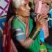 झरे महाविद्यालयाच्या शिबिरामध्ये ‘स्त्री लोकगीतांचा जागर’….सौ. केराबाई सरगर यांनी माता सावित्री, आहिल्याबाईंच्या जीवन कार्यावर आपल्या गीतांच्या माध्यमातून टाकला प्रकाश.