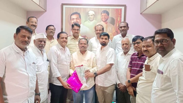 तांदूळवाडी ता.वाळवा तेथील पत्रकार सुनील पाटील यांचा सत्कार संपन्न