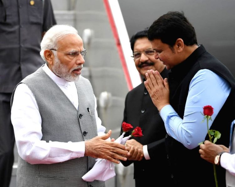 स्वागताच्या वेळी कोणत्या रंगाच्या फुलांचा बुके असावा?उमेश काशीकर