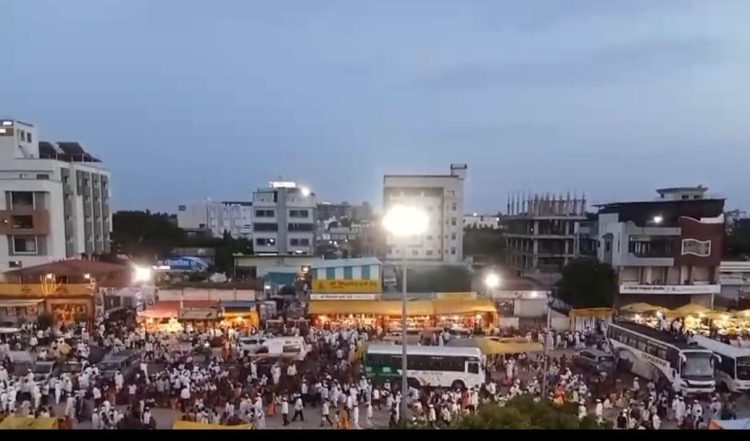आषाढी वारीसाठी महाराष्ट्राची जीवन वाहिनी सज्ज !विशेष प्रतिनिधी पंढरपूर: जयराम शिंदे